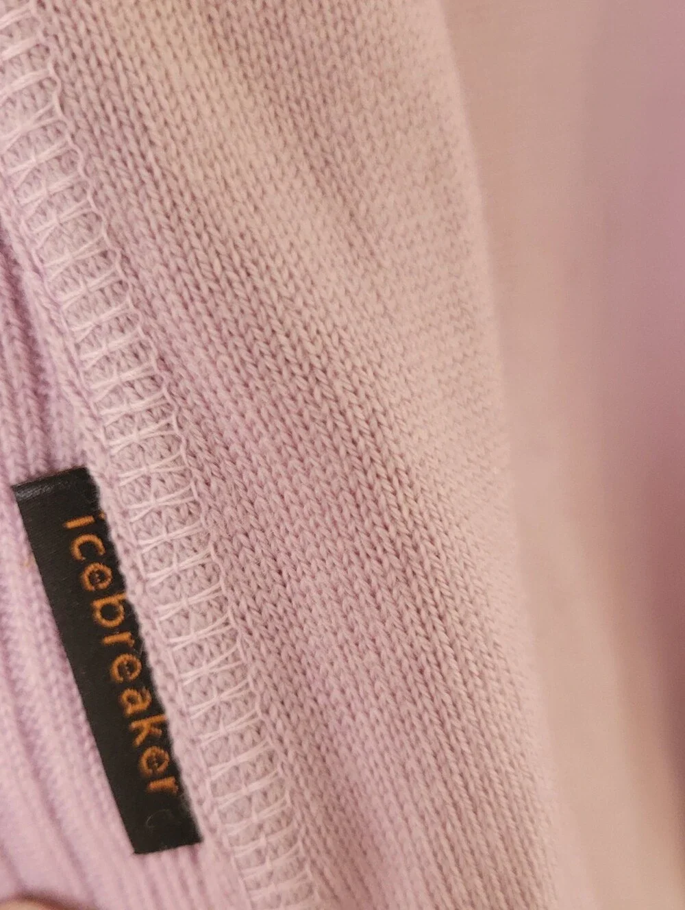 Icebreaker M 320 Pure 100% Merino Sweater in Light Lavender